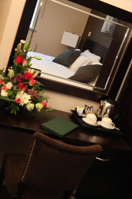 Greenvale Hotel Cookstown Ruang foto
