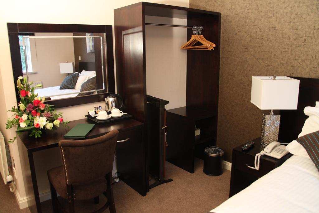Greenvale Hotel Cookstown Ruang foto